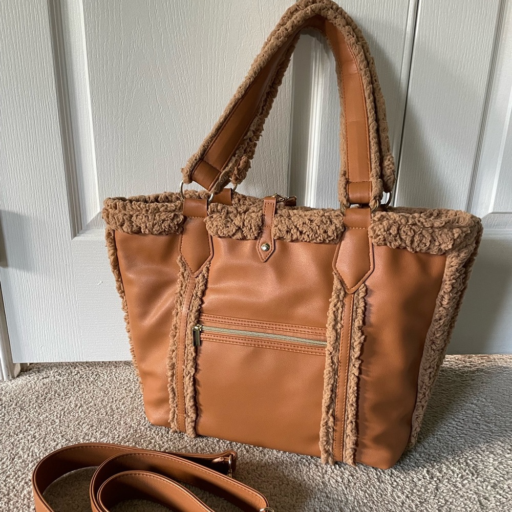 Sherpa tote